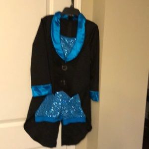 Dance or Halloween costume.